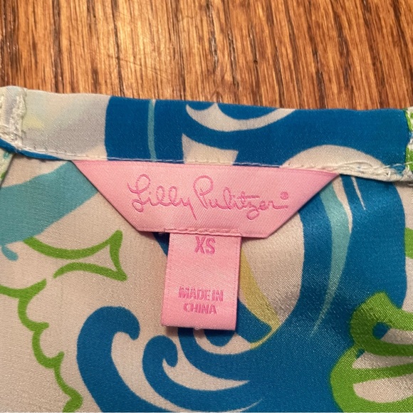 Lilly Pulitzer Dusk Racerback Resort White Crystal Coast silk top size XS - Picture 10 of 13